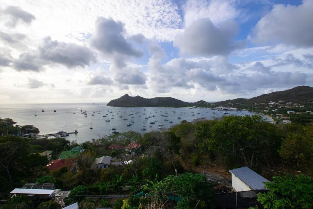 Garnet--A Gem At Dee'S Pearl Villa Carriacou Exterior foto